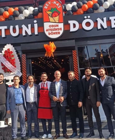 17443154281914624396