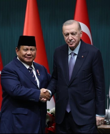 17443171591314081368