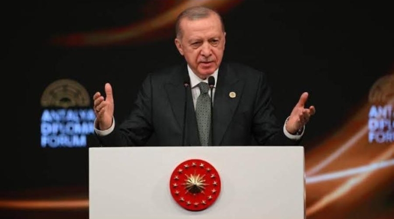 Cumhurbaşkanı Erdoğan, Die Weltwoche’de “Büyük Erdoğan” Olarak Anıldı