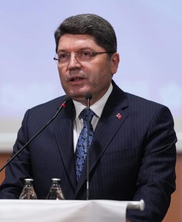 17445868942043124899