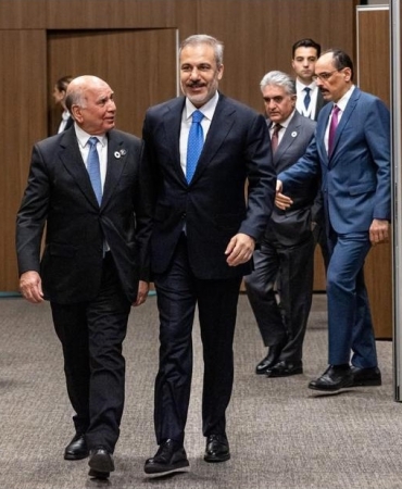 17445870641851761271