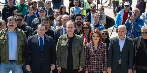 17445979611276641850