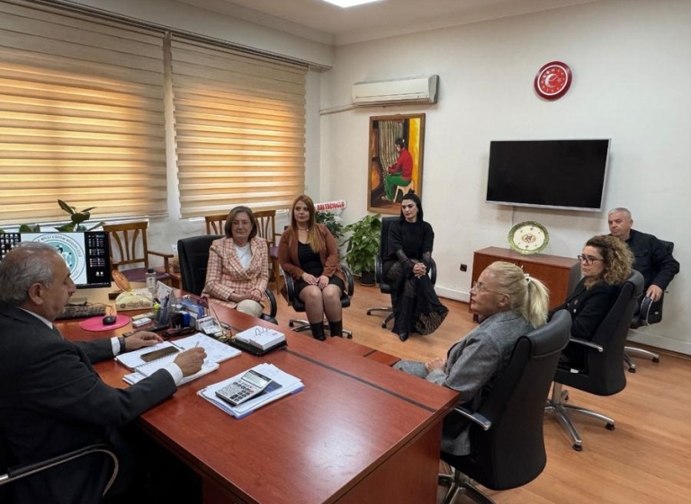 Müdür ve Öğretmenlere Anlamlı Teşekkür: ZİÇEV Emekleri Onurlandırdı