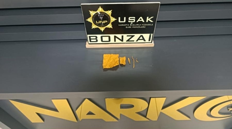 Uşak’ta Uyuşturucu Operasyonu: Bonzai ve Metamfetaminle Yakalandılar