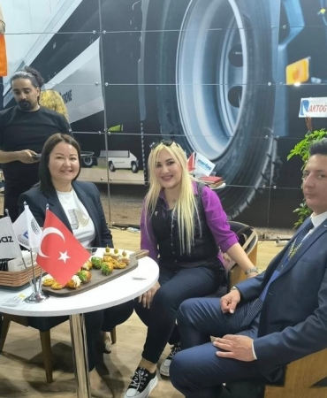 17451787901966165731