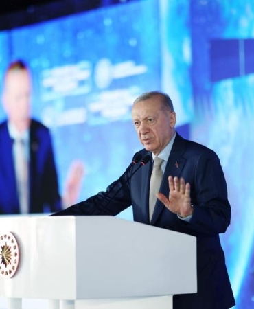 17452636231286336303