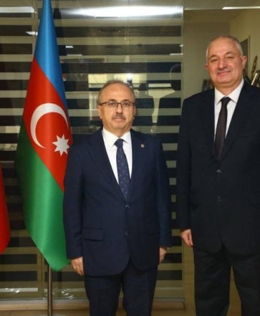 17453712991863230591