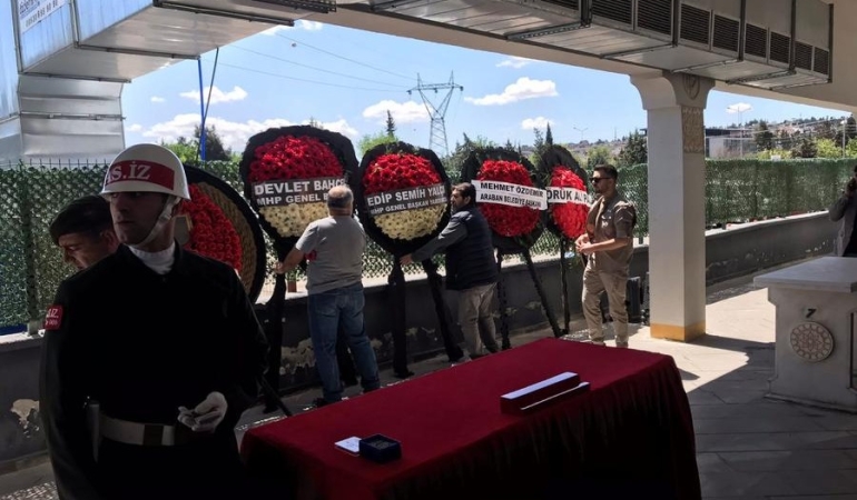 17458898581511405277