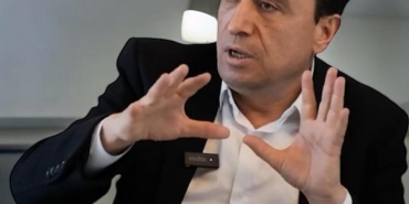 17461086731657955082