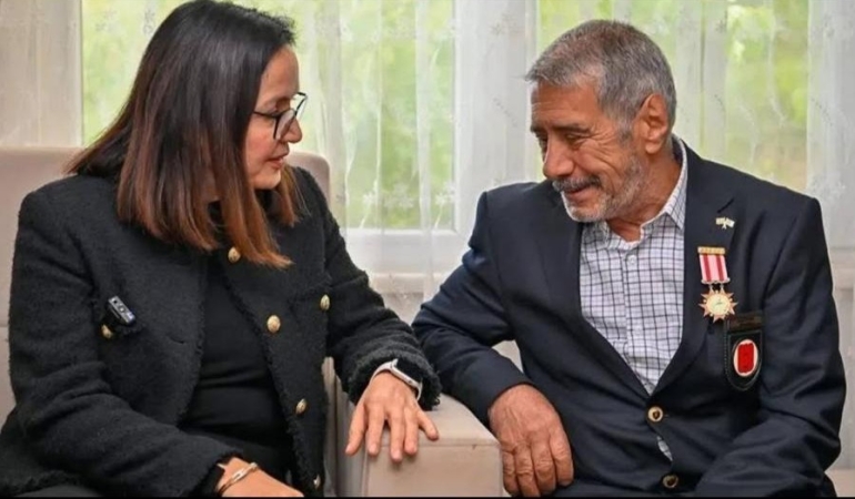 17464681211499854142