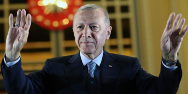 17472610561827415027