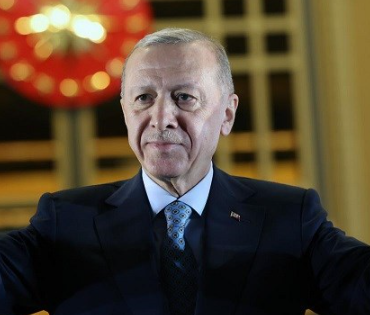 17472610561827415027