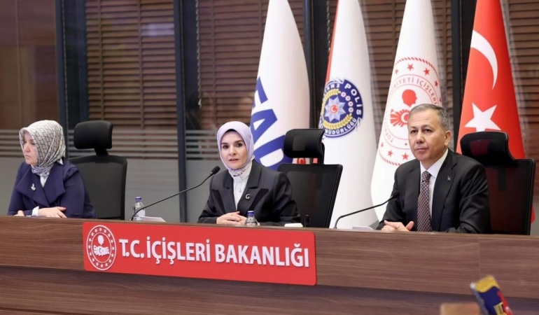 17480372061584174555