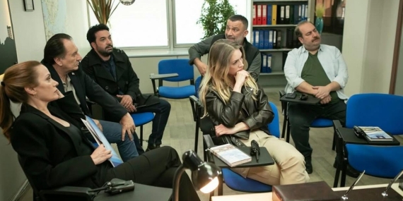 Arka Sokaklar’ın Yeni Yüzü Yasemin Allen: Genç Kadınlara İlham Veriyor
