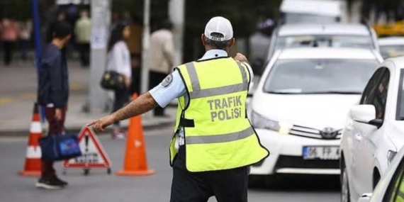 Yeni Trafik Kanunu Yolda: Kurallara Uymayana Rekor Cezalar!