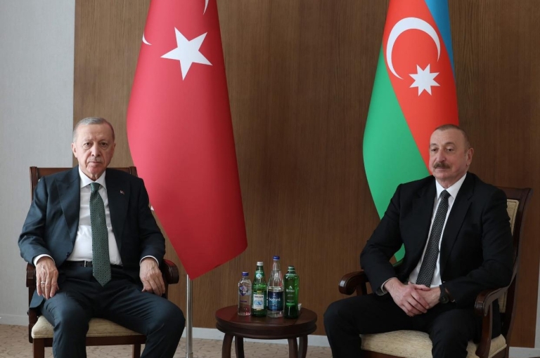 Üç Kardeş Ülke Aynı Masada: Stratejik İş Birliği Zirvesi Azerbaycan’da Gerçekleşti