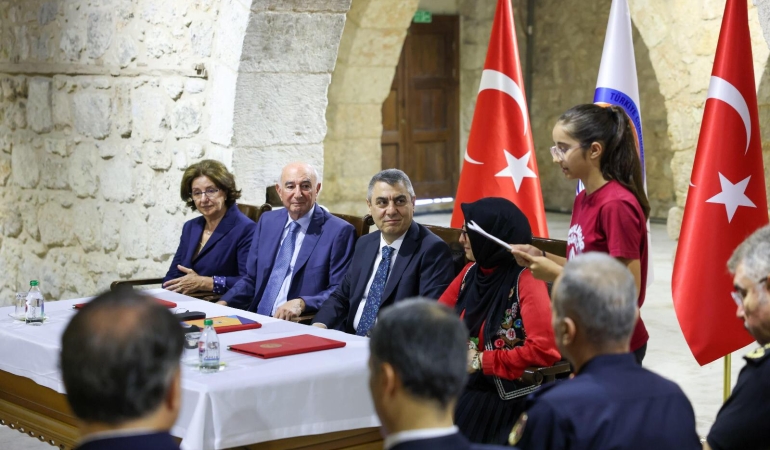 17487276811223619217