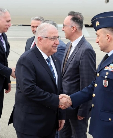 17489997371908053606