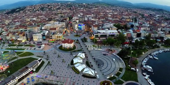 Yalova Halkı İsyanda: “Siyasi Söylemler Değil, Kalıcı Hizmet İstiyoruz”