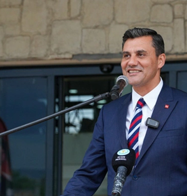 17493541611155289718