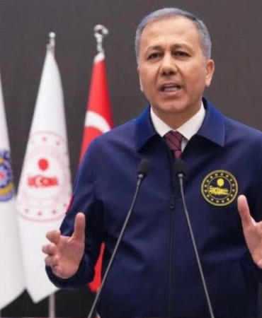 17494990331168450415