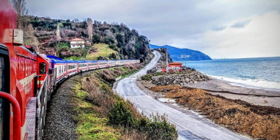Demiryolunda Turizmin Yeni Rotası: Karaelmas Ekspresi Yolculuğu Başladı