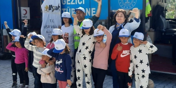 Cavidan Demirağ Öğrencilere Seslendi: “Cumhuriyet’in Geleceği Sizsiniz”