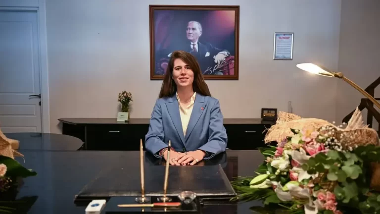 CHP’li Çeşme Belediye Başkanı Lal Denizli, uyuşturucu soruşturması kapsamında ifadeye çağrıldı!